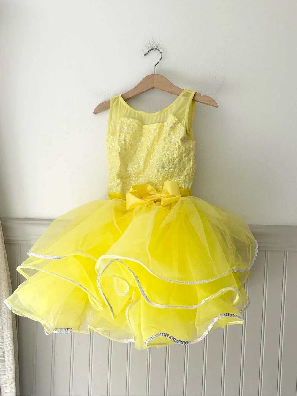 Weissman Yellow Sequin Tulle Dance Costume Dress Size Intermediate IC